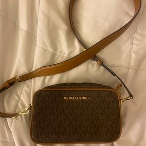 Michael Kors small crossbody bag